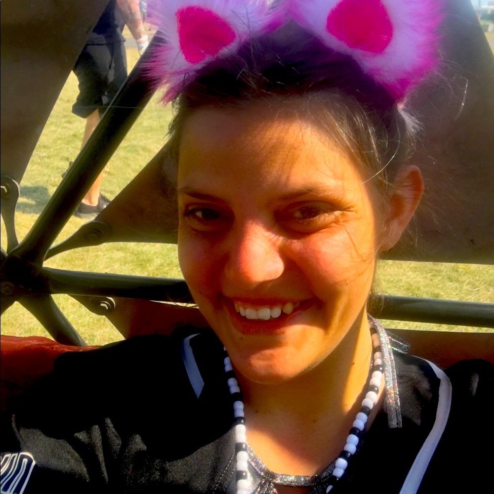 Meet your Posher, Lori